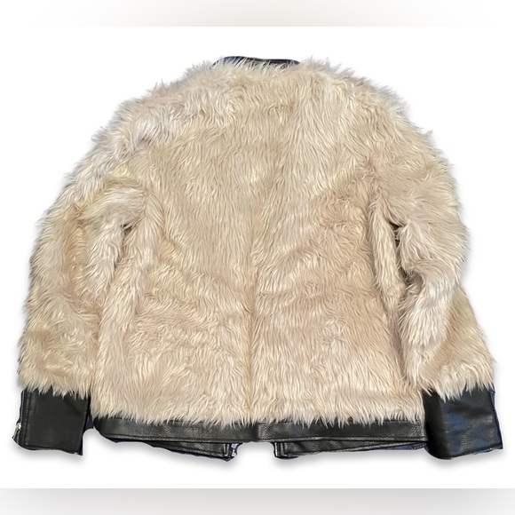 Freya Multi-Fabric Motorcycle Jacket - Picture 4 of 7